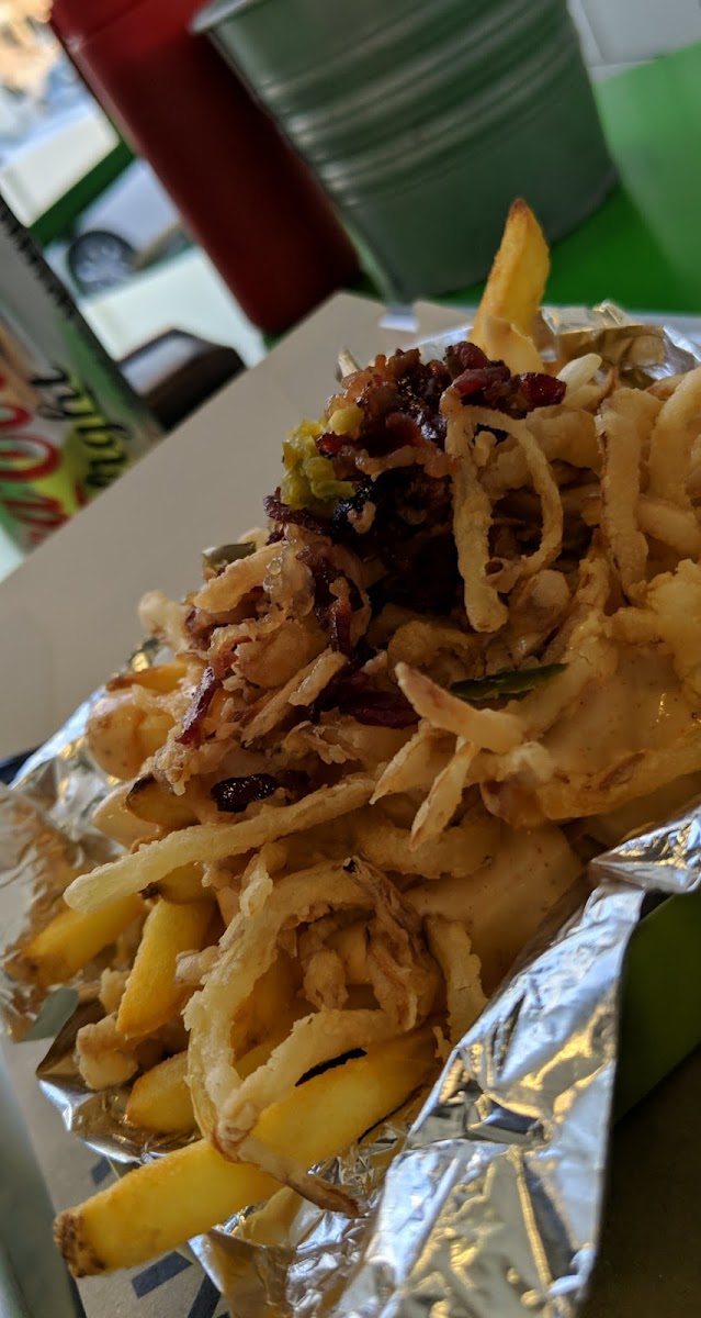 Arnies Sliders Restaurant Photos 2